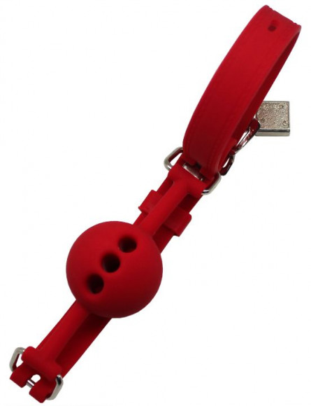 Красный дышащий силиконовый кляп-шарик с фиксацией и замочком