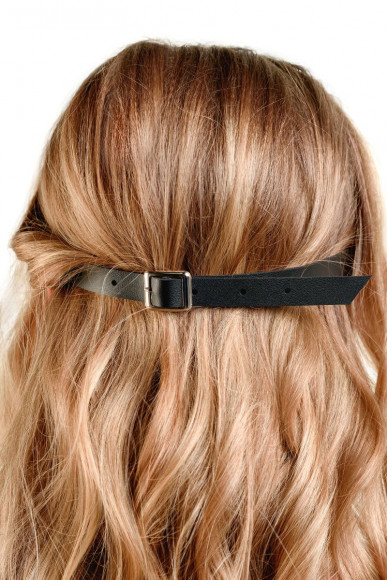 Черная маска кошки H.E.L. Trish