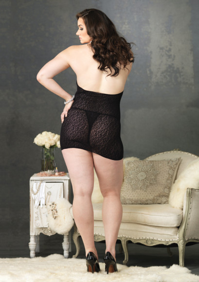 Платье с леопардовым рисунком ткани