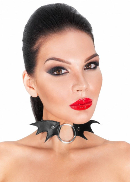 Черный чокер с кольцом Летучая мышь Черный чокер с кольцом Летучая мышь