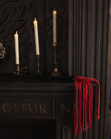 Черно-красная плеть Scandal из натуральной кожи - 60 см. Черно-красная плеть Scandal из натуральной кожи - 60 см.