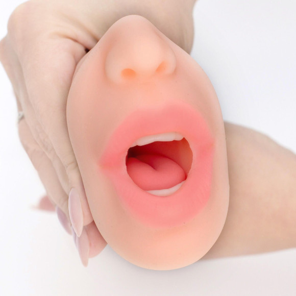 Телесный двусторонний мастурбатор «Жужа» - вагина и ротик Телесный двусторонний мастурбатор «Жужа» - вагина и ротик