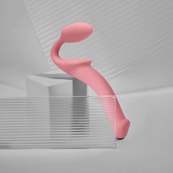 Розовый безремневой страпон Strap-on-me Semi-Realistic Bendable Strap-On size L Розовый безремневой страпон Strap-on-me Semi-Realistic Bendable Strap-On size L