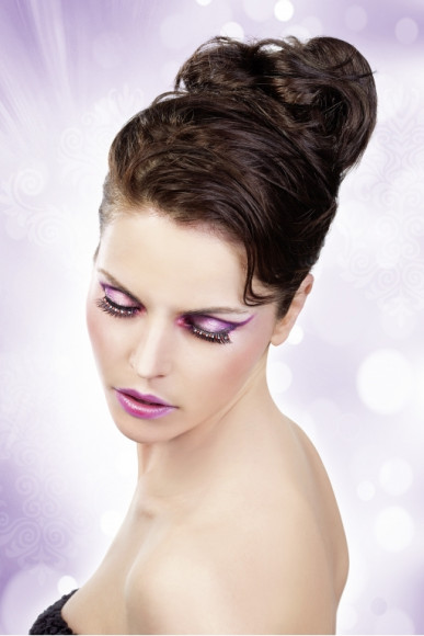 Чёрные ресницы с красными и серебрянными стразами