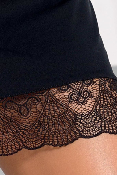 Облегающая сорочка Alina с фигурным подолом сзади Облегающая сорочка Alina с фигурным подолом сзади