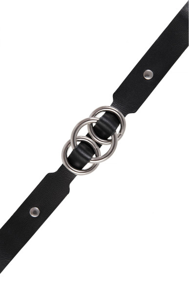 Черный кожаный ошейник со связанными кольцами Черный кожаный ошейник со связанными кольцами