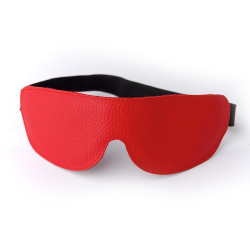 Красная кожаная маска на глаза на резиночке Красная кожаная маска на глаза на резиночке