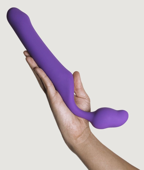 Фиолетовый безремневой страпон Queens L Фиолетовый безремневой страпон Queens L