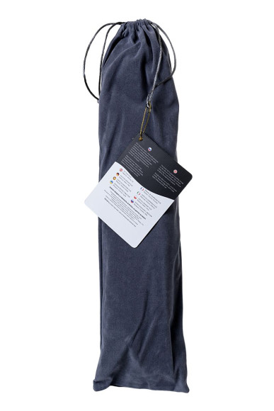 Черная силиконовая анальная втулка с хвостом чернобурой лисы - размер S Черная силиконовая анальная втулка с хвостом чернобурой лисы - размер S